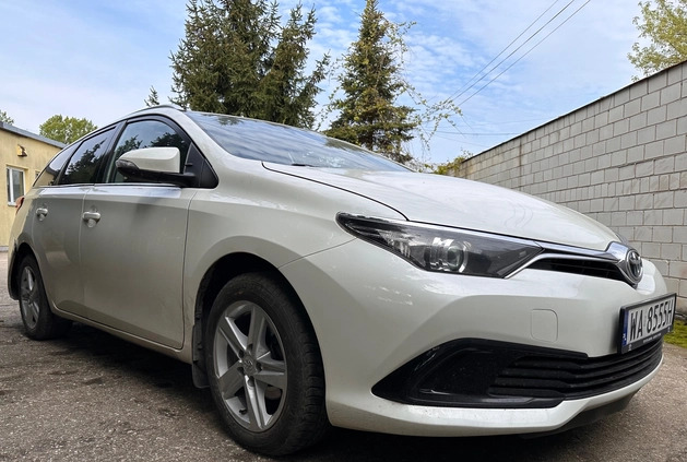 Toyota Auris cena 36900 przebieg: 272000, rok produkcji 2016 z Warszawa małe 46